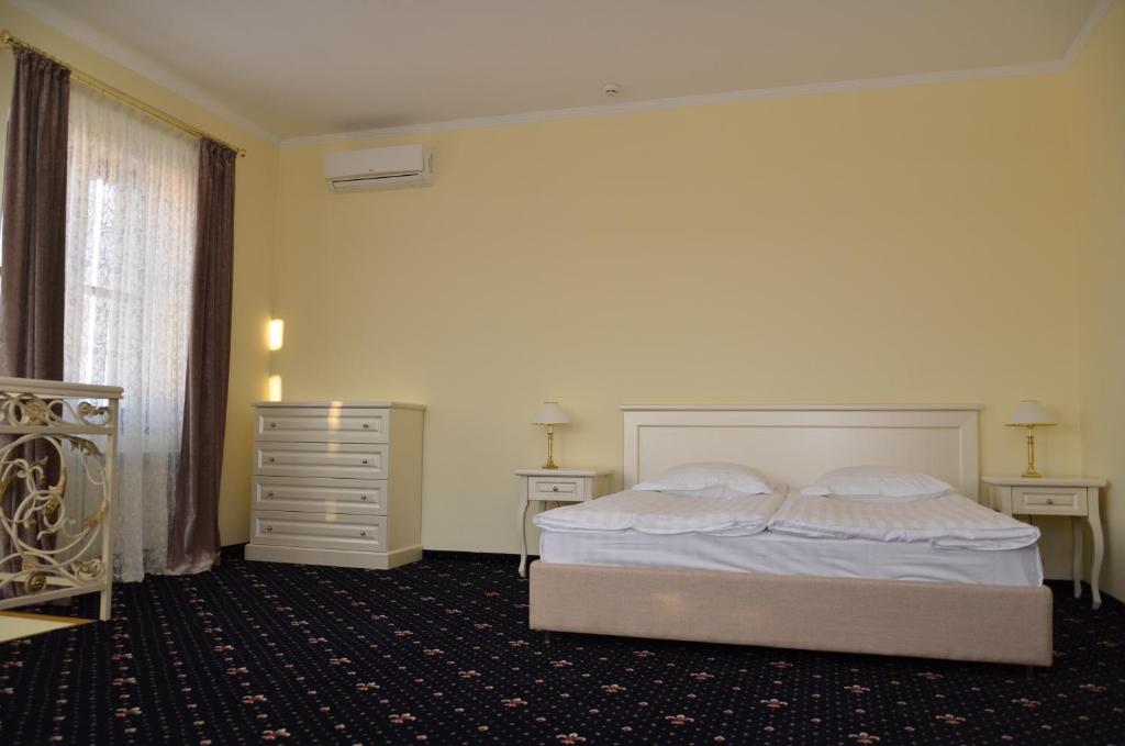 Chateau Royal Hotel Berezovka  Habitación foto